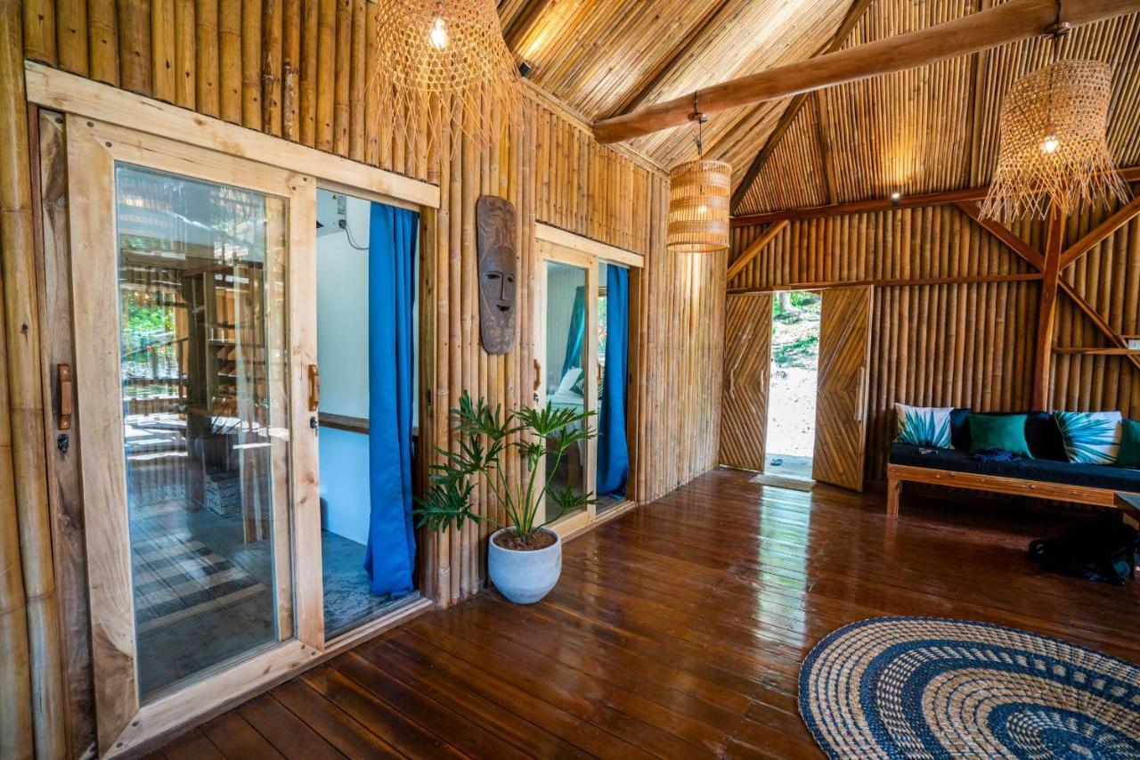 Palayan Villa - Villa With Views, Garden And Pool El Nido Luaran gambar